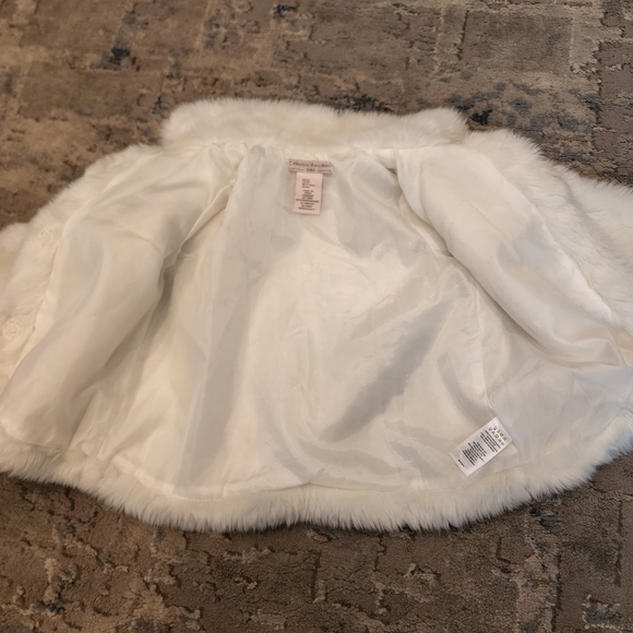 Catherine Malandrino faux fur cream jacket kids size 4T - Picture 4 of 10